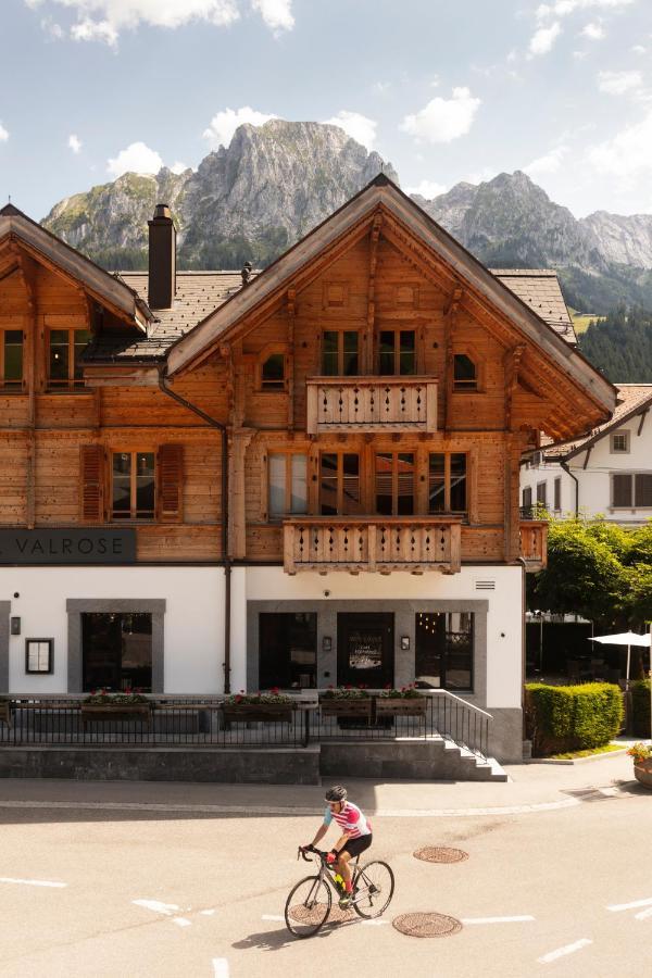 Hotel Valrose Gstaad Exterior foto